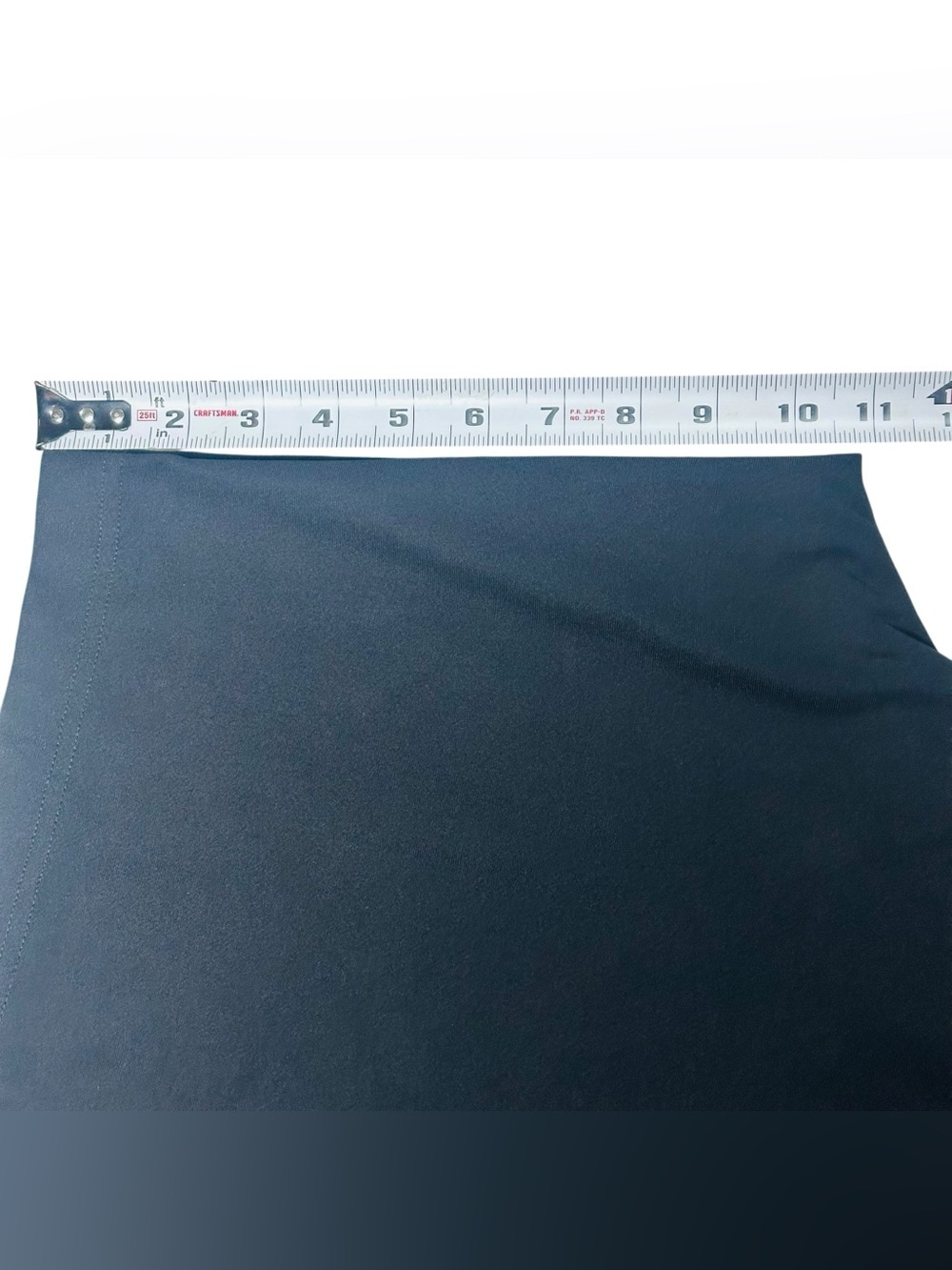 lululemon athletica Men's Black Flat-Front Performance Shorts - Picture 5 of 7
